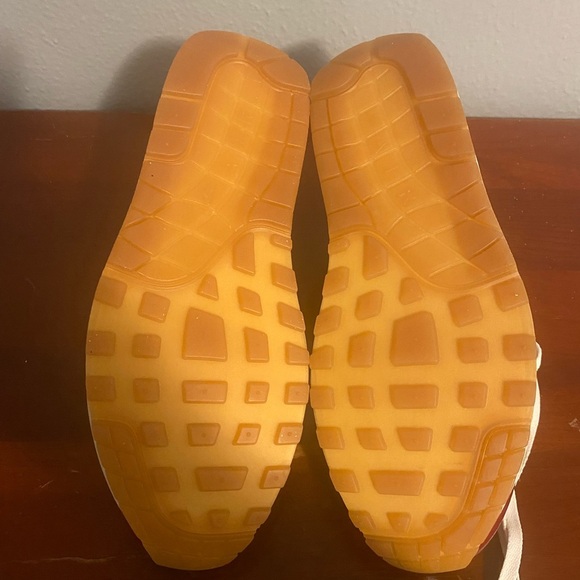 Nike White Sneakers Air Max 1 ladies size 12 fits men size 10.5 new authentic - Picture 4 of 9